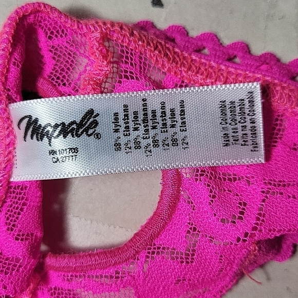 Mapalé Cage Lace Wireless Bra & Garter Set - Picture 6 of 6